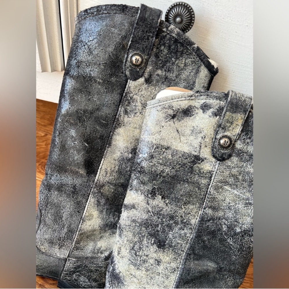 Frye Black and Gray glazed distressed crackle boots Melisa Festival Boho - Picture 16 of 16